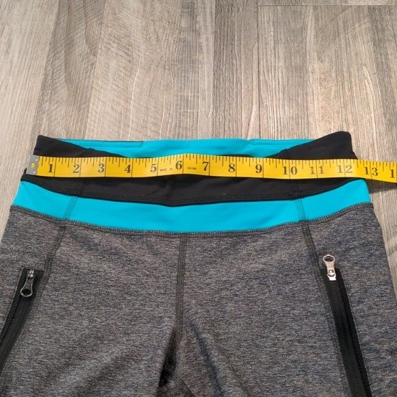 Lululemon Gray Cropped Pockets Mesh Design Legging Size 4 - Picture 11 of 13